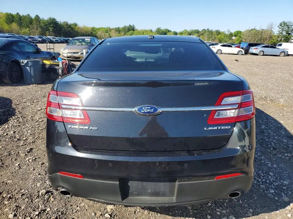 2015 FORD TAURUS LIMITED  