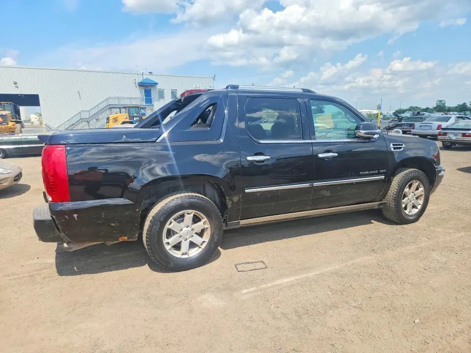 2012 CADILLAC ESCALADE   