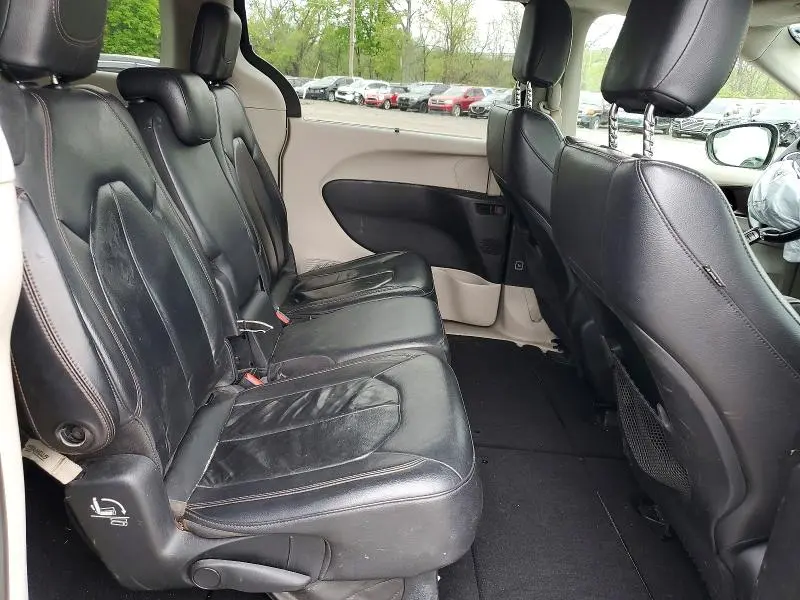 2017 CHRYSLER PACIFICA TOURING L  