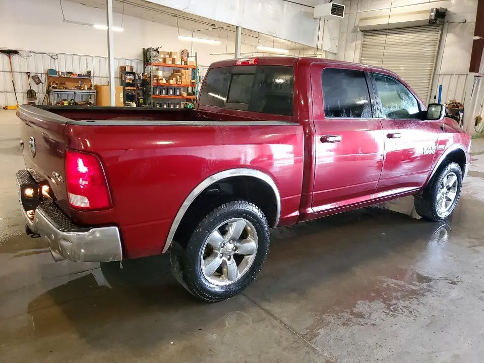 2018 RAM 1500 SLT  