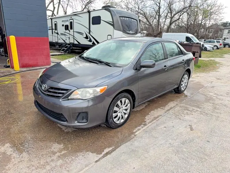 2013 TOYOTA COROLLA BASE  