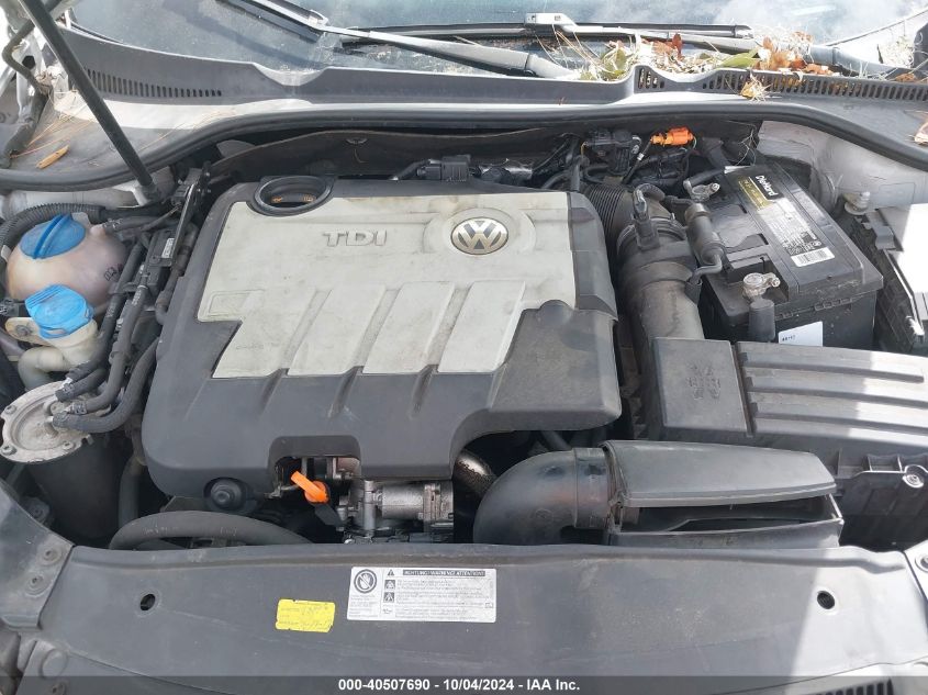 2011 VOLKSWAGEN JETTA SPORTWAGEN 2.0L TDI