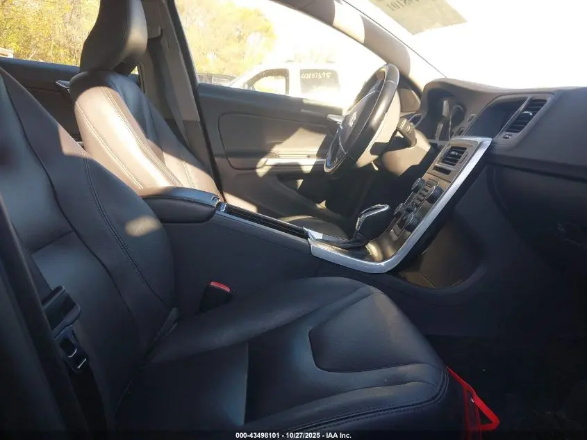 2015 VOLVO S60 T5 PREMIER