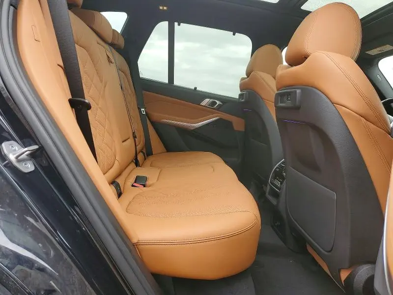 2023 BMW X5   