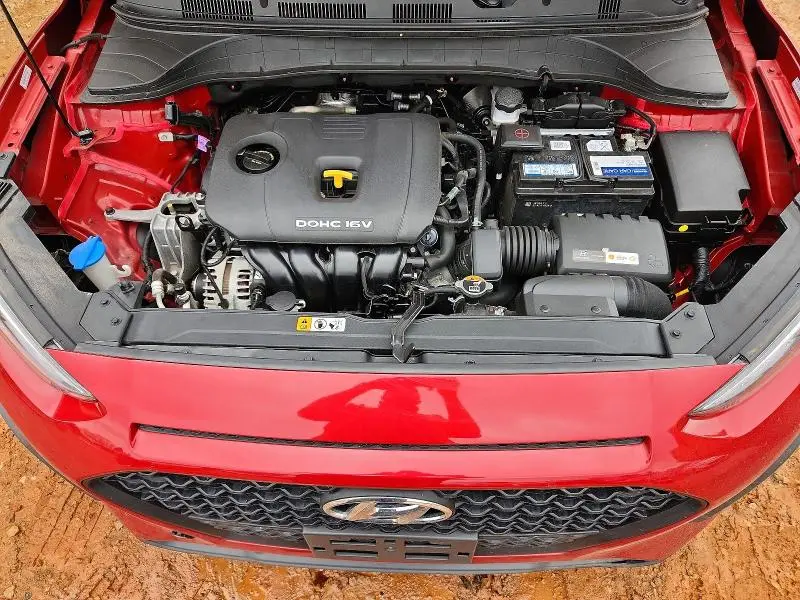 2021 HYUNDAI KONA SE  