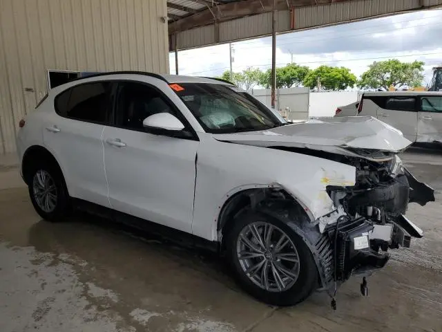 2022 ALFA ROMEO STELVIO   