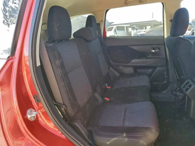 2019 MITSUBISHI OUTLANDER ES  