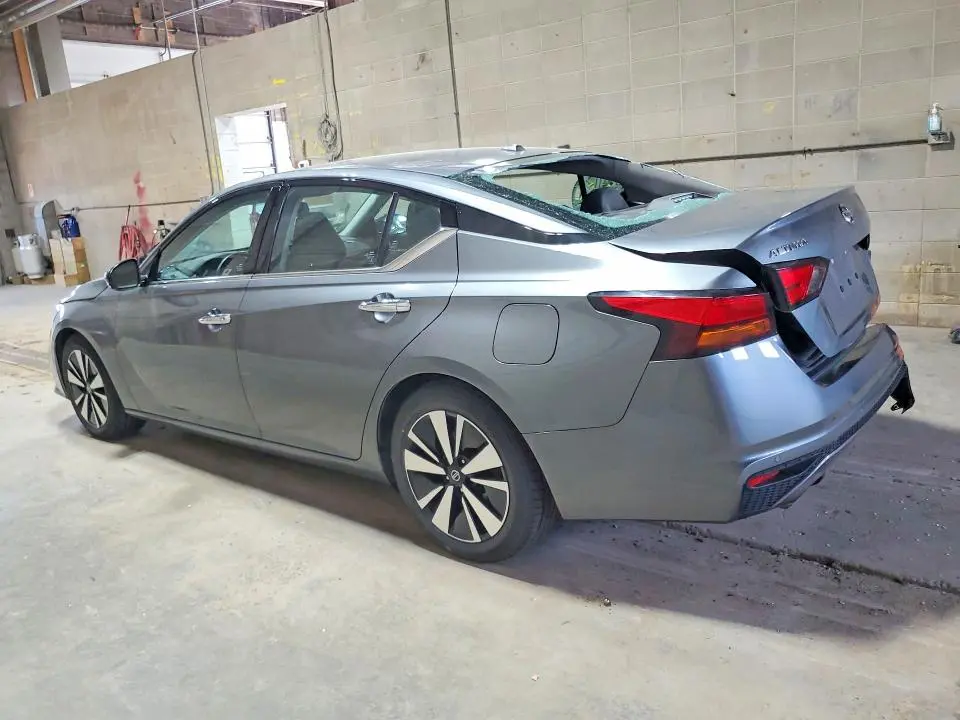2020 NISSAN ALTIMA SL  