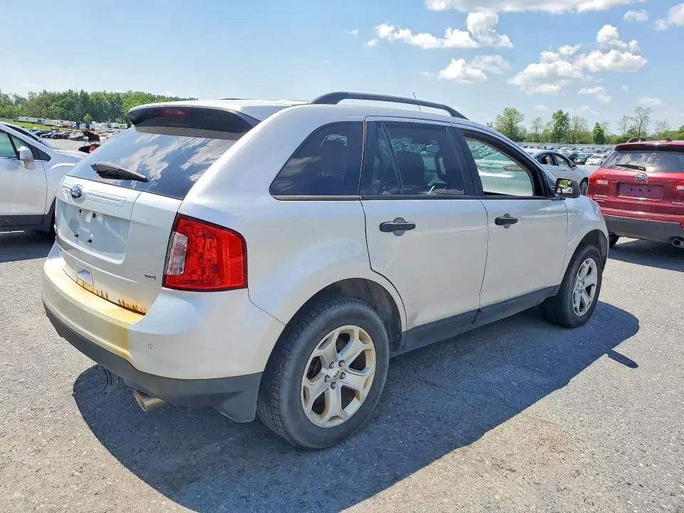 2013 FORD EDGE SE  