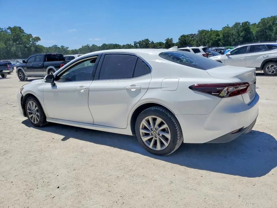 2021 TOYOTA CAMRY LE  