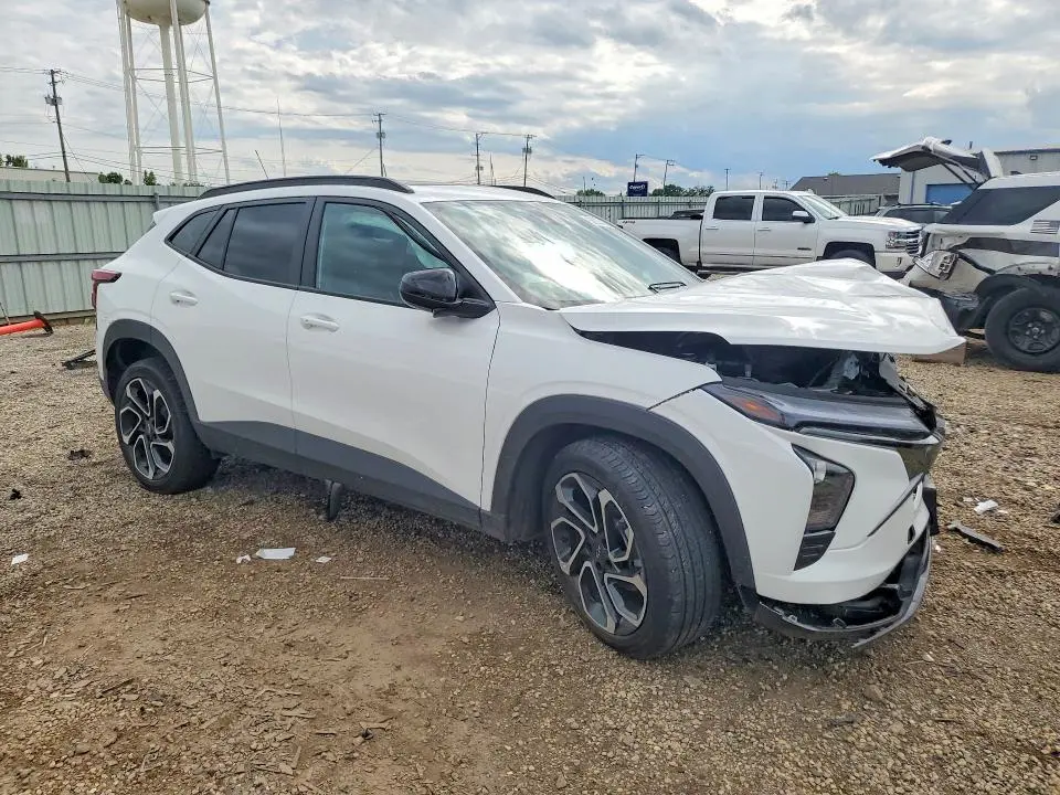 2025 CHEVROLET TRAX 2RS  