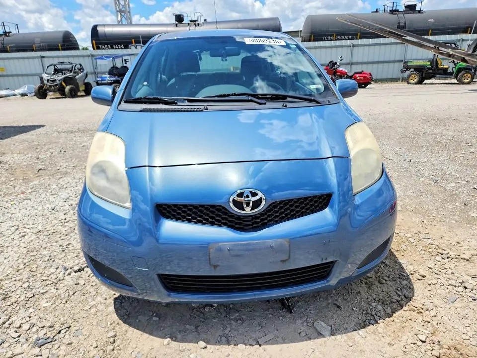 2010 TOYOTA YARIS BASE  
