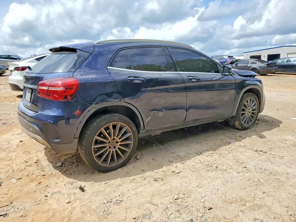 2018 MERCEDES-BENZ GLA 250  