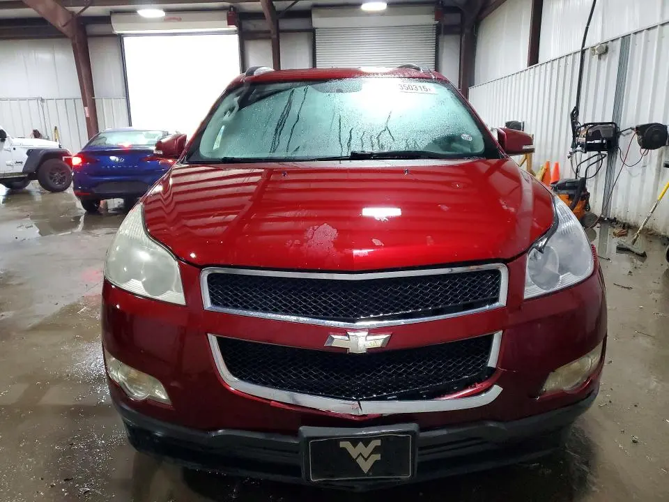 2010 CHEVROLET TRAVERSE LT  