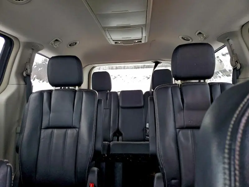 2013 CHRYSLER TOWN & COUNTRY TOURING  