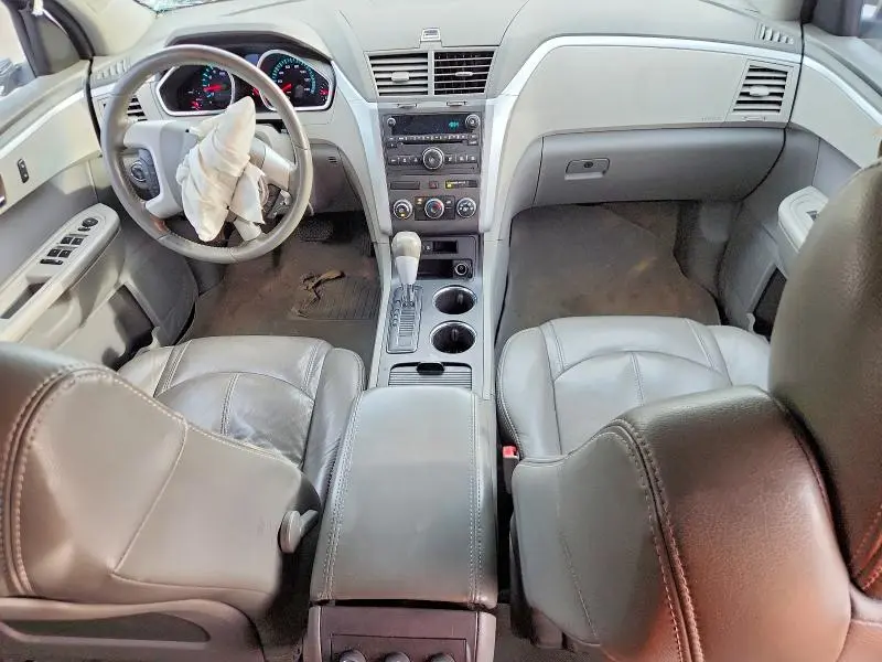 2011 CHEVROLET TRAVERSE LS  