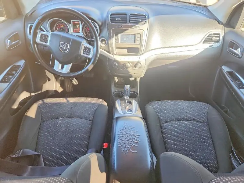 2020 DODGE JOURNEY SE  