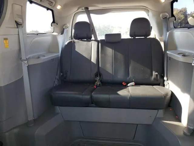 2014 TOYOTA SIENNA SPORT  