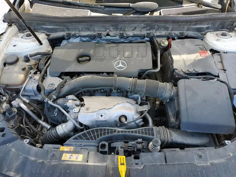 2020 MERCEDES-BENZ GLB 250  