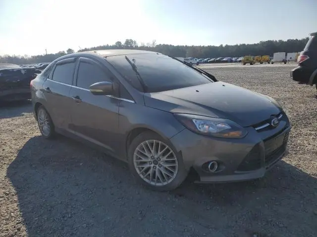 2014 FORD FOCUS TITANIUM  