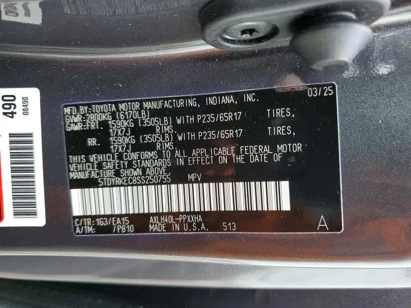 2025 TOYOTA SIENNA XLE 8-PASSENGER  