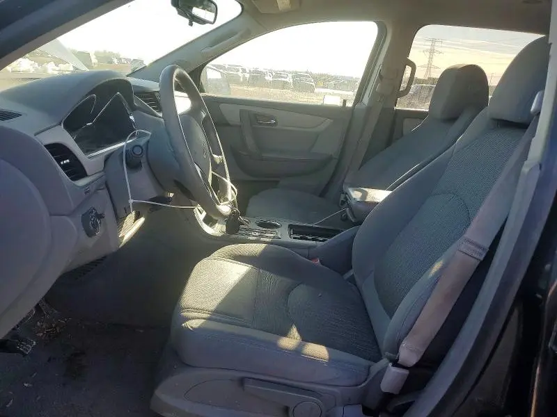 2014 CHEVROLET TRAVERSE LS  