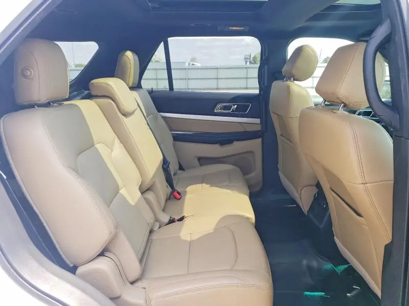 2017 FORD EXPLORER XLT  