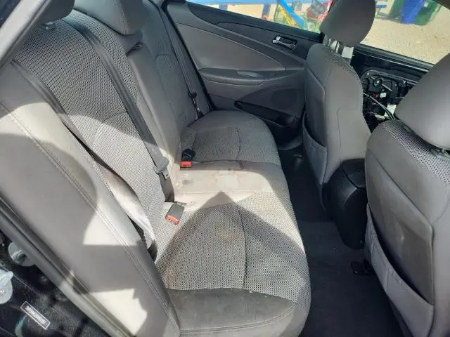 2012 HYUNDAI SONATA GLS  