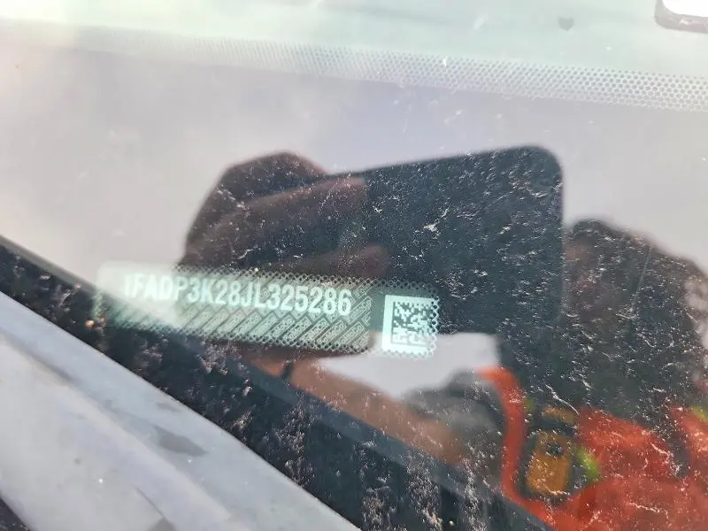 2018 FORD FOCUS SE  