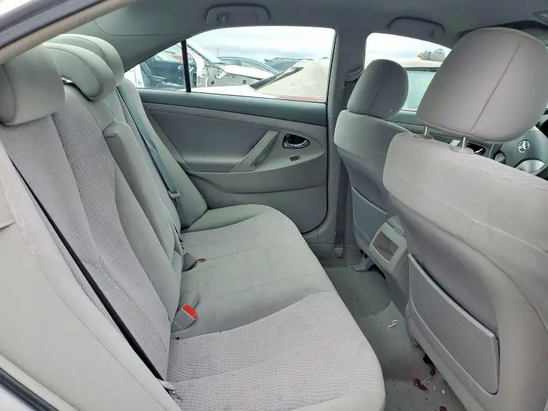 2011 TOYOTA CAMRY LE  