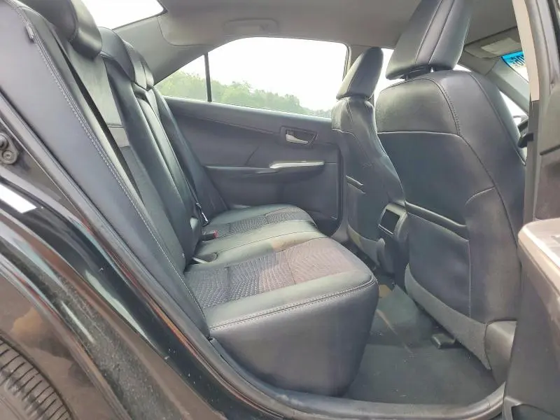2014 TOYOTA CAMRY SE  