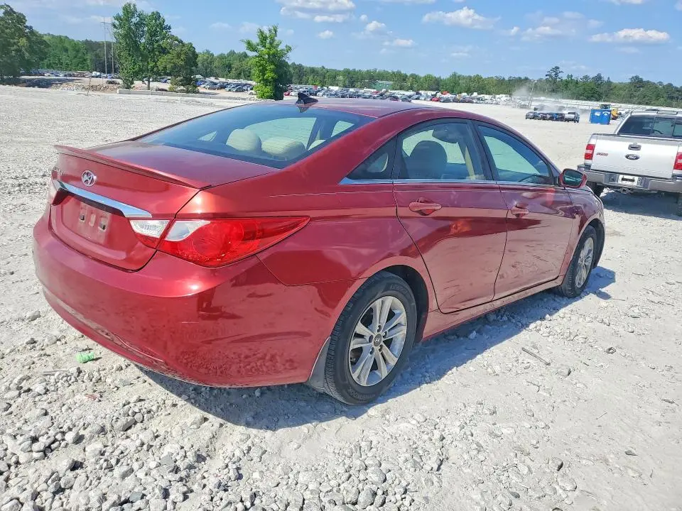 2013 HYUNDAI SONATA GLS  