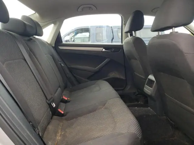 2012 VOLKSWAGEN PASSAT S