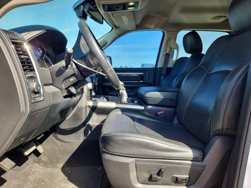 2016 RAM 1500 SPORT  