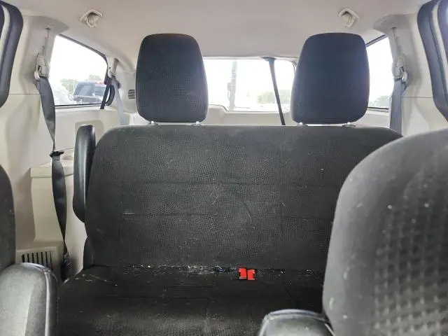 2013 DODGE GRAND CARAVAN SE  