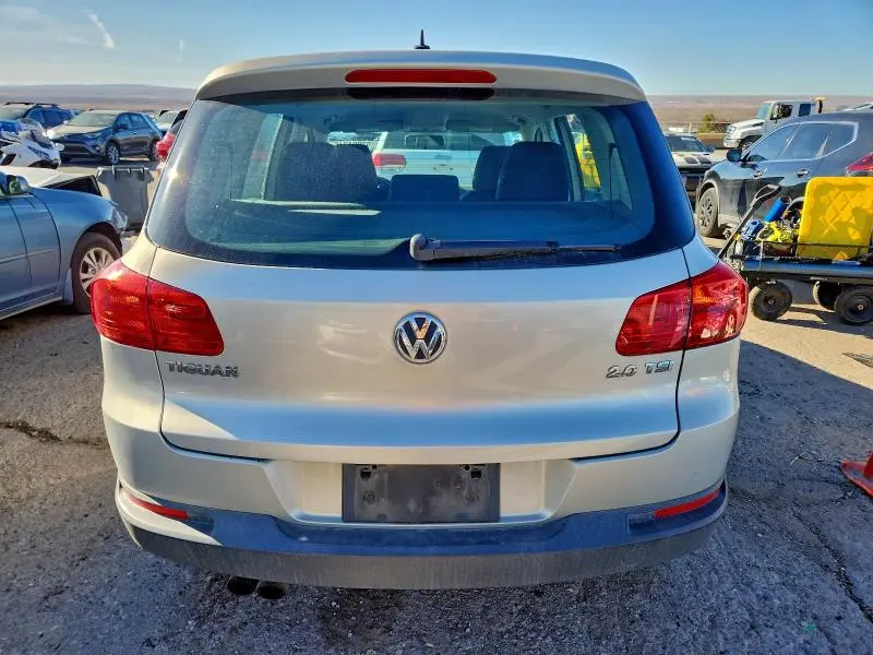 2012 VOLKSWAGEN TIGUAN S  