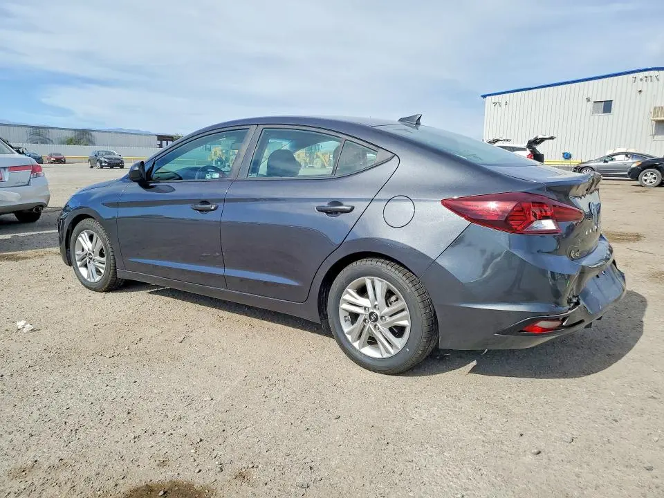 2020 HYUNDAI ELANTRA SEL  