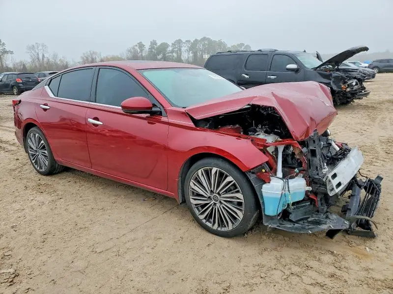 2024 NISSAN ALTIMA SL  