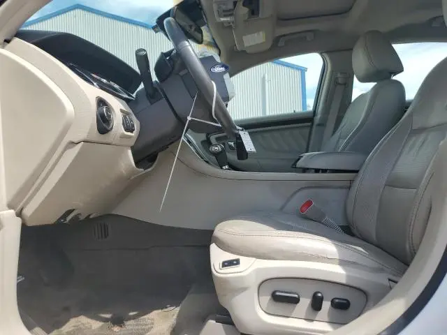 2012 FORD TAURUS LIMITED  