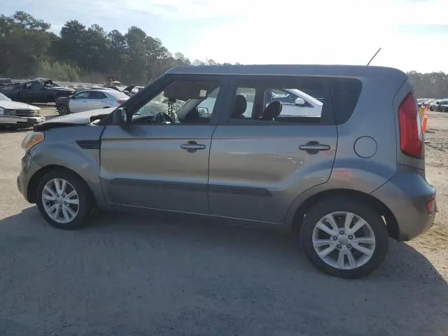 2013 KIA SOUL +  