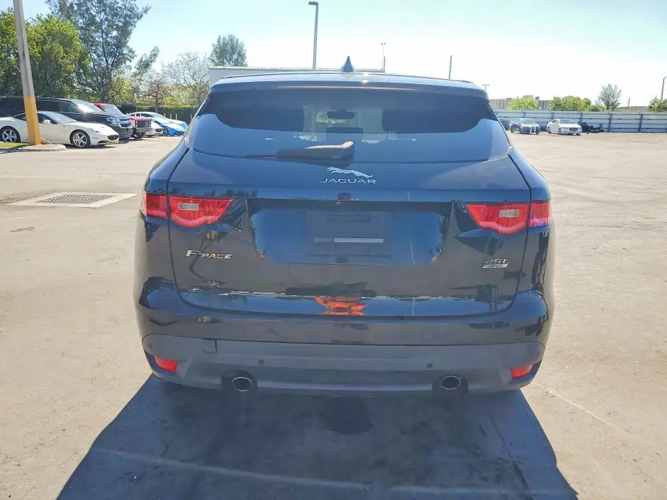 2019 JAGUAR F-PACE   