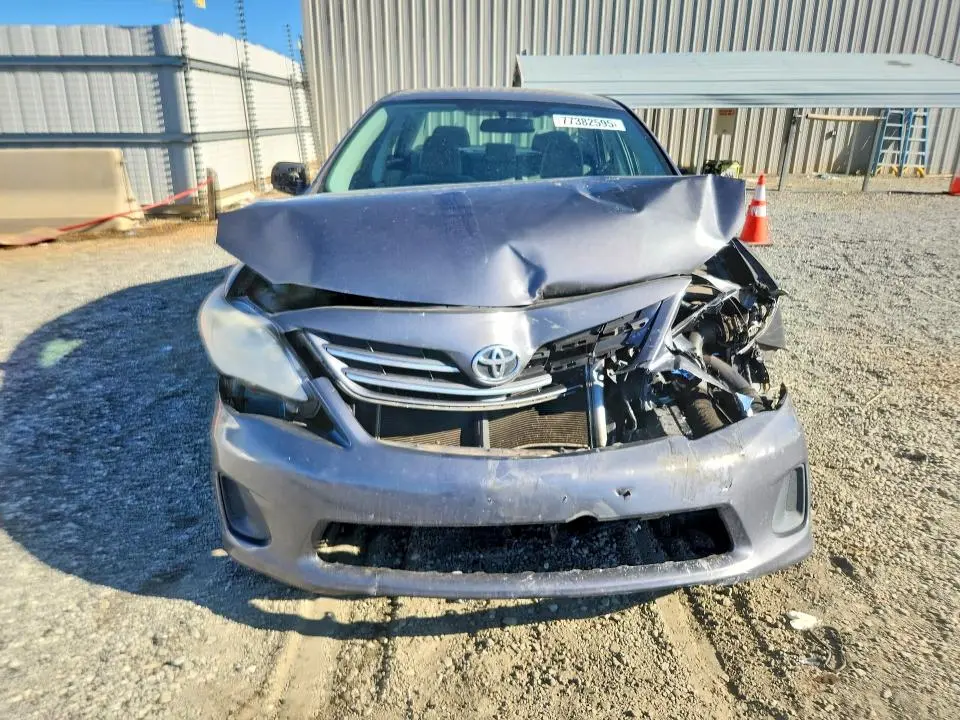 2013 TOYOTA COROLLA BASE  