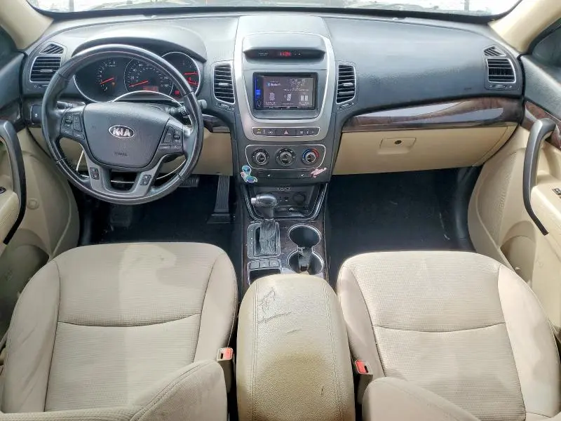 2014 KIA SORENTO LX  