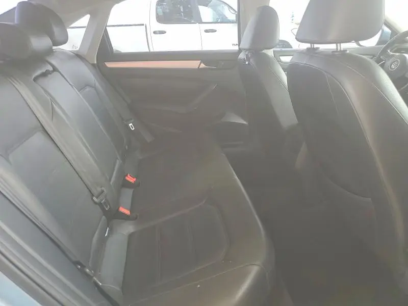 2012 VOLKSWAGEN PASSAT SE  