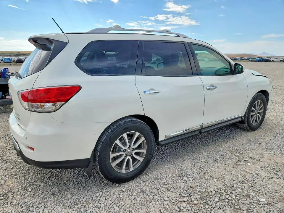 2015 NISSAN PATHFINDER S  