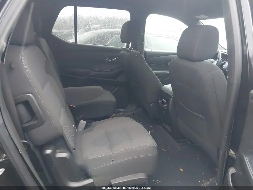 2023 CHEVROLET TRAVERSE FWD LT CLOTH