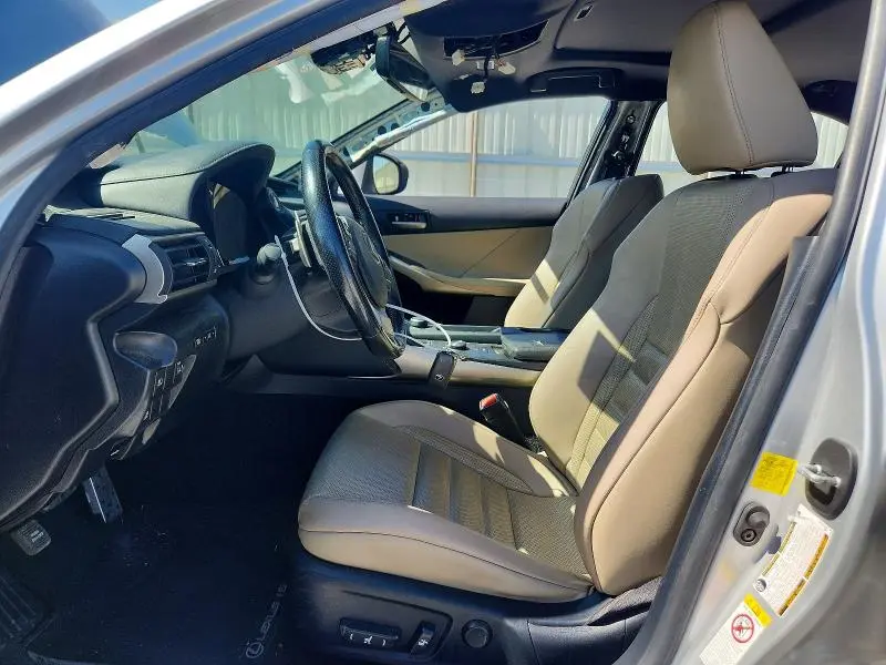 2017 LEXUS IS 200T  
