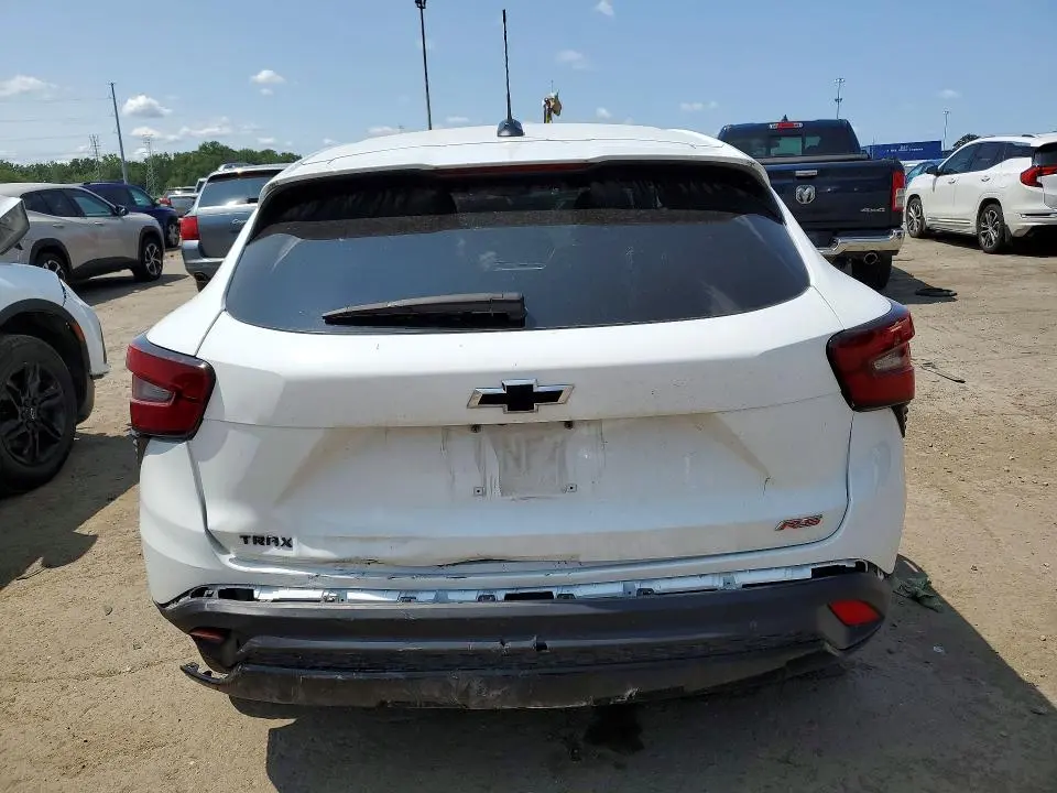 2024 CHEVROLET TRAX 1RS  