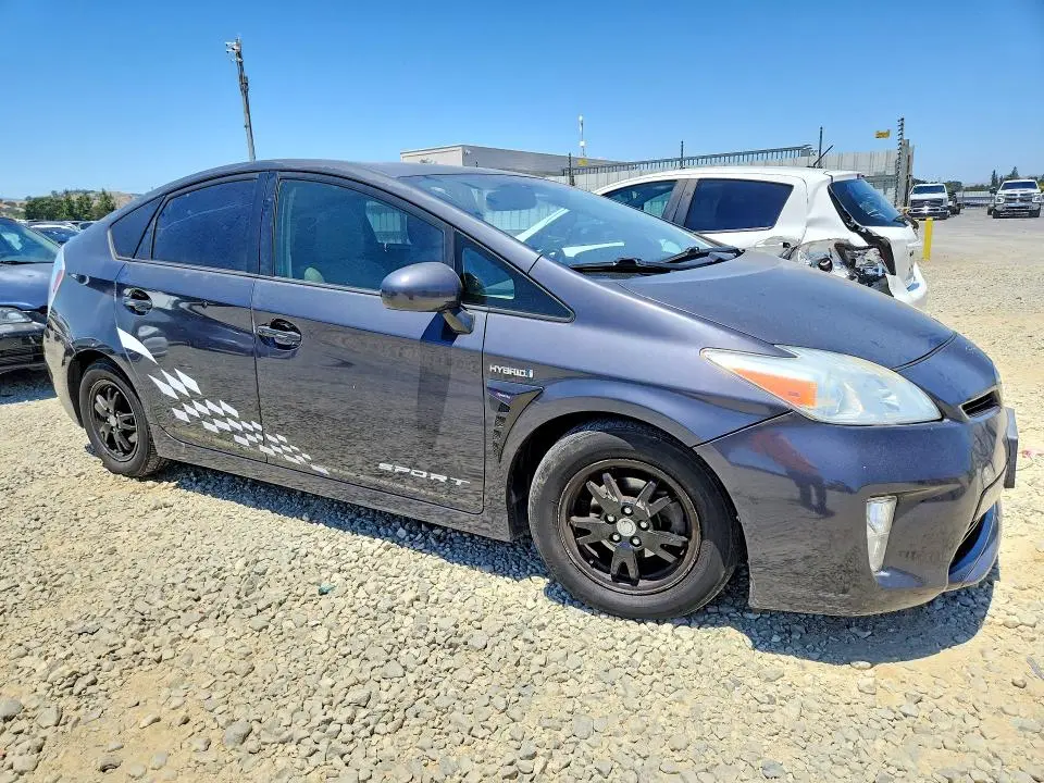2012 TOYOTA PRIUS THREE  