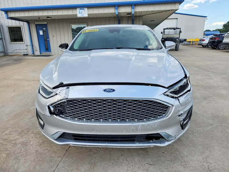 2019 FORD FUSION TITANIUM  